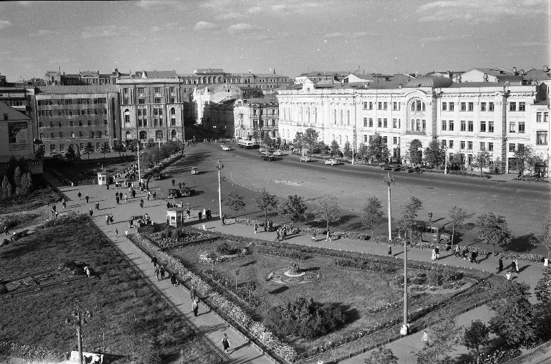 Площадь Тевелева, 1958 год, Украинская ССР, г. Харьков. Ныне площадь Конституции.