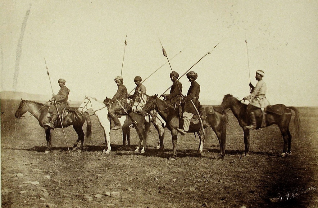 Русско-турецкая война. Группа всадников-курдов, 1877 - 1878. Фотография из альбома Александропольского отряда.
