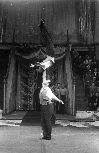 Силовые акробаты Рустам Касеев и Рубен Манасарян, 1960 - 1962, г. Москва