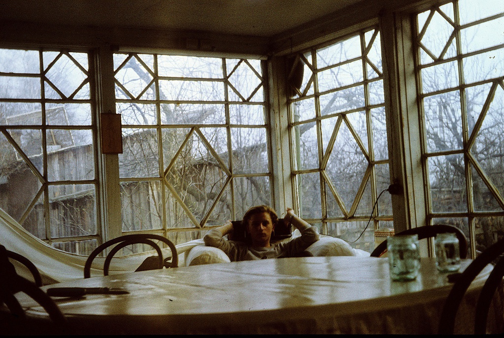 На даче, 1987 год. Выставка «Убежище от суеты» с этой фотографией.