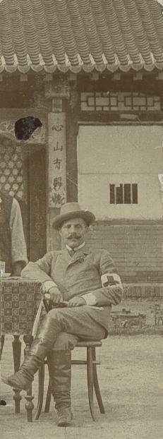 Мужчина на стуле, 1910-е