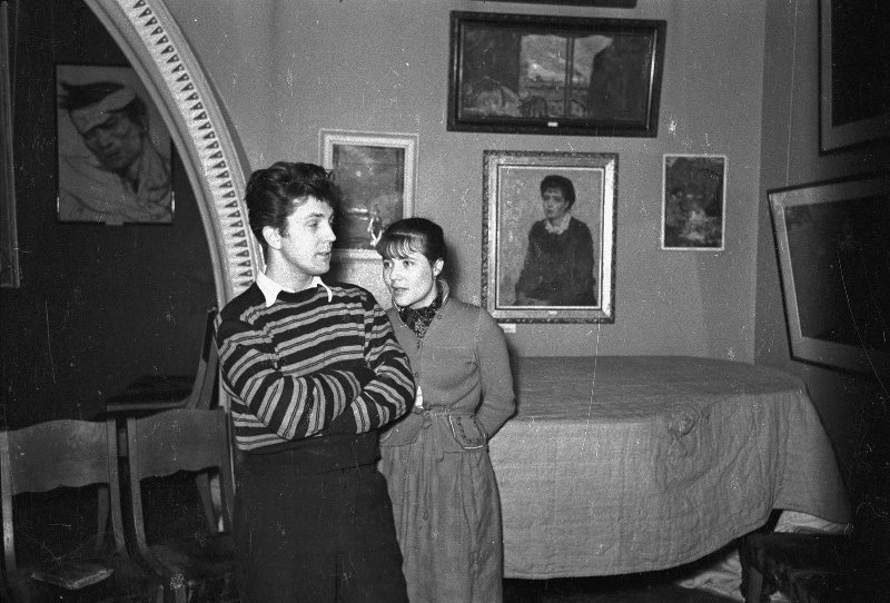 Илья Глазунов и Нина Виноградова-Бенуа в мастерской, 1955 - 1965