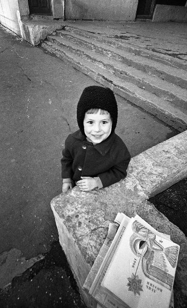 Судоремзавод, 1966 год, Сахалинская обл., г. Холмск. Выставка «Сахалинское детство Юрия Садовникова» с этой фотографией.&nbsp;