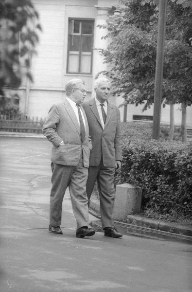 Алексей Сурков и Константин Симонов, 1963 год, г. Москва