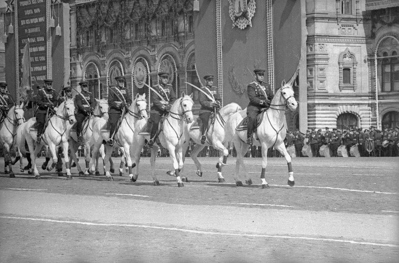 Военный парад на Красной площади, 1 мая 1949, г. Москва. 