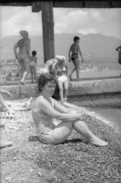 Женщина на пляже, 1961 - 1969
