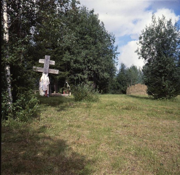 Деревянный крест, 1990 год, Архангельская обл., с. Койнас