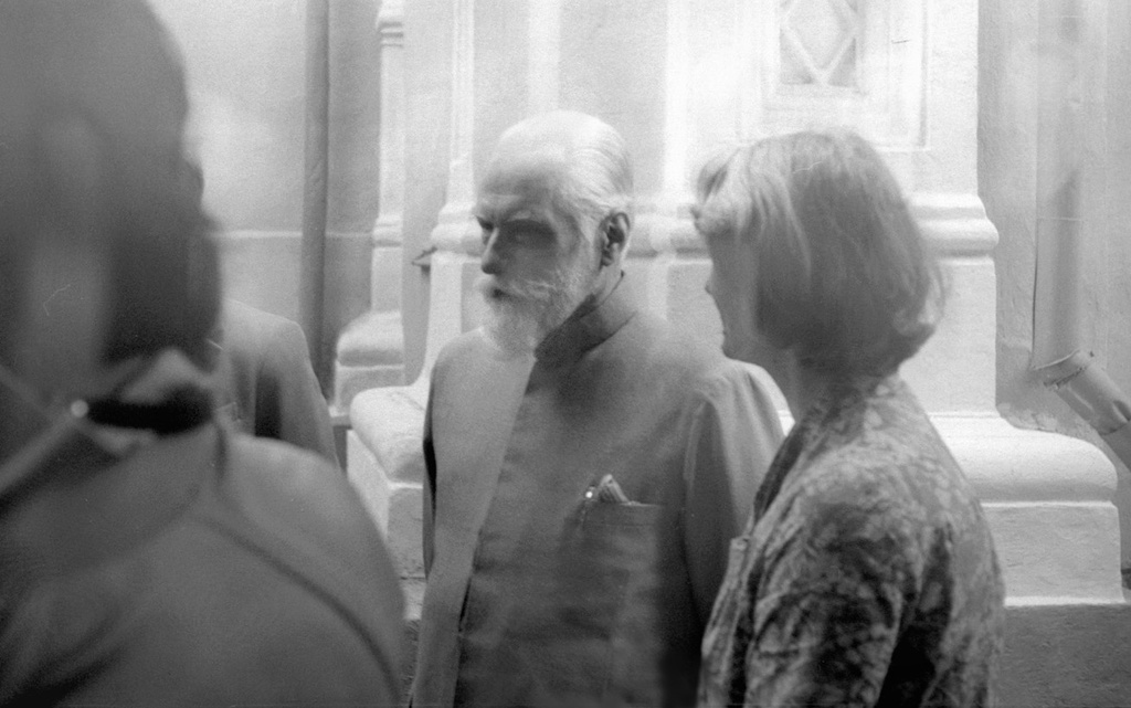 Приезд Святослава Николаевича Рериха в музей искусства народов Востока, июнь 1981, г. Москва