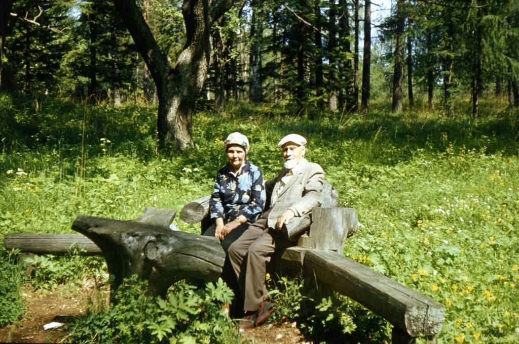 Художники Борис Смирнов-Русецкий и Вера Яснопольская на Валааме, 1 - 30 июля 1985, Карельская АССР, о. Валаам