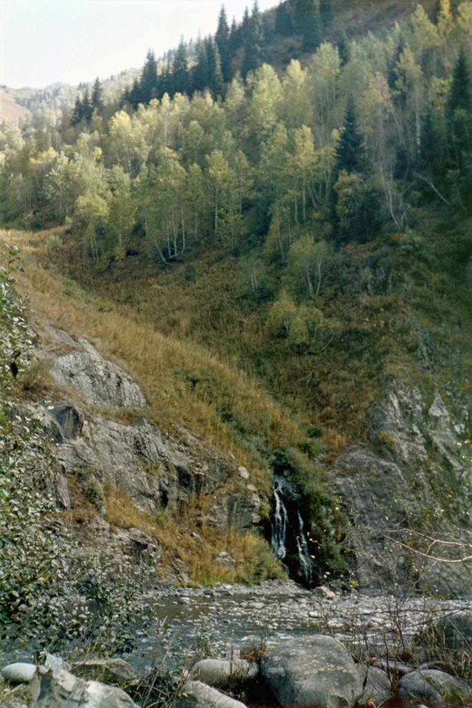 Горные склоны в долине реки Коксу, август - сентябрь 1978, Казахская ССР, Алма-Атинская обл., Коксуский р-н