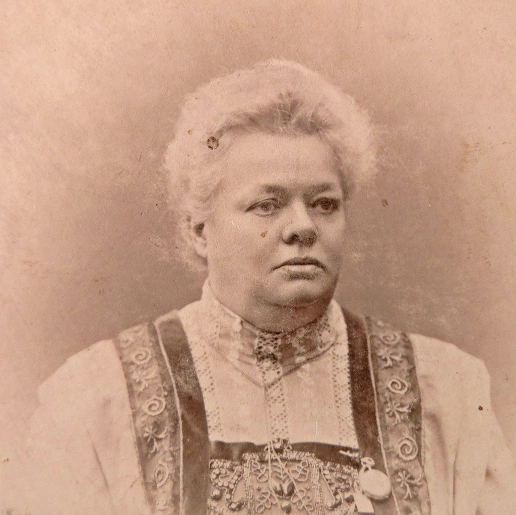 Надежда Головщикова, 1880 - 1890, г. Иркутск. Моя прабабушка. Фото из семейного архива.