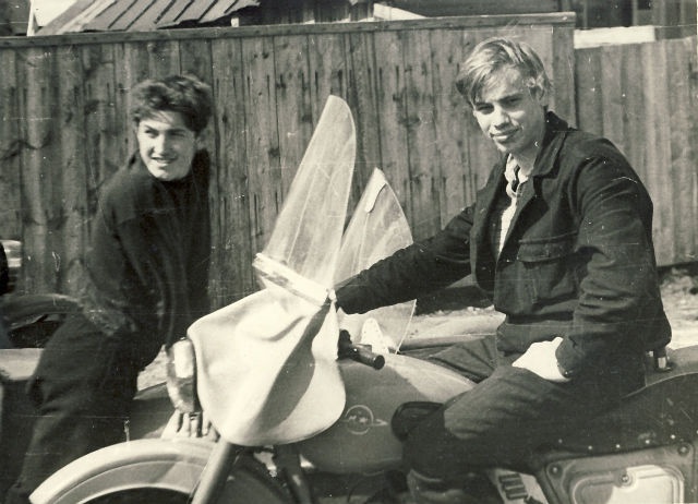 «Мотоцикл – гордость ребят», 1972 год, Тюменская обл., Викуловский р-н, с. Коточиги. 