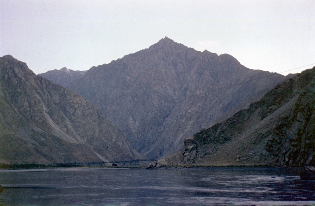 Сумерки в долине реки Пяндж, 1976 - 1979, Таджикская ССР, Горно-Бадахшанская АО, Рушанский р-н
