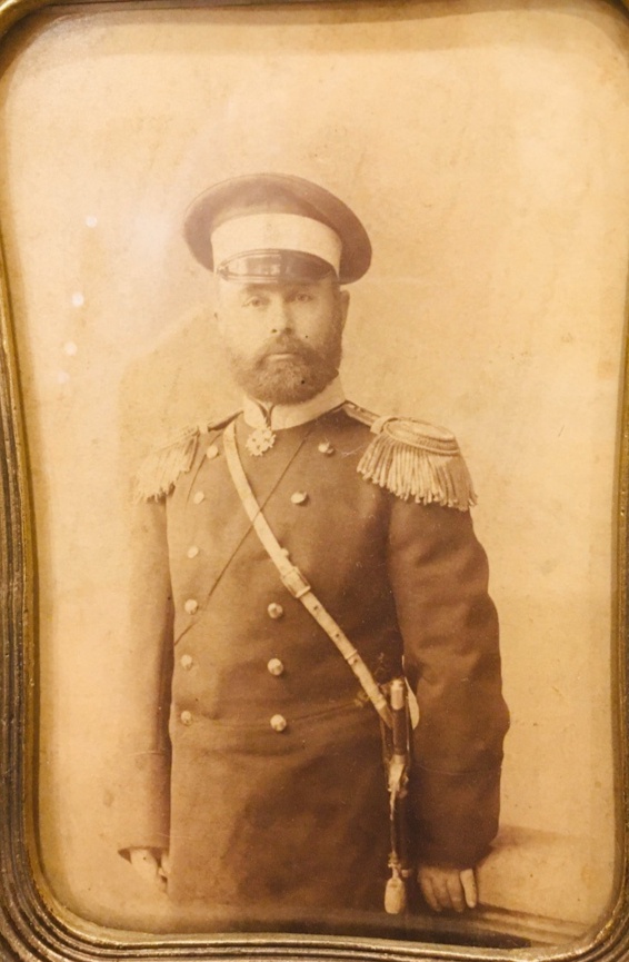 Полковник Луарсаб Иванович Абуладзе, 1890 - 1900. &nbsp;Фотография из архива Роланда Владиславовича Абуладзе.