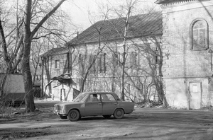 Постройки Преображенского монастыря в Москве, 1 марта 1988 - 1 мая 1988, г. Москва. Территория Преображенского монастыря.&nbsp;