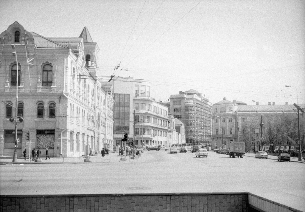 Московские дома и улицы конца 80-х годов, 1 апреля 1987 - 31 августа 1988, г. Москва