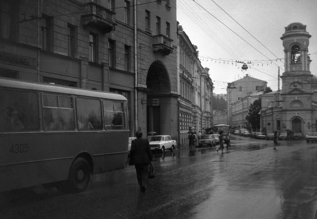Московские дома и улицы конца 80-х годов, 1 мая 1987 - 31 октября 1988, г. Москва