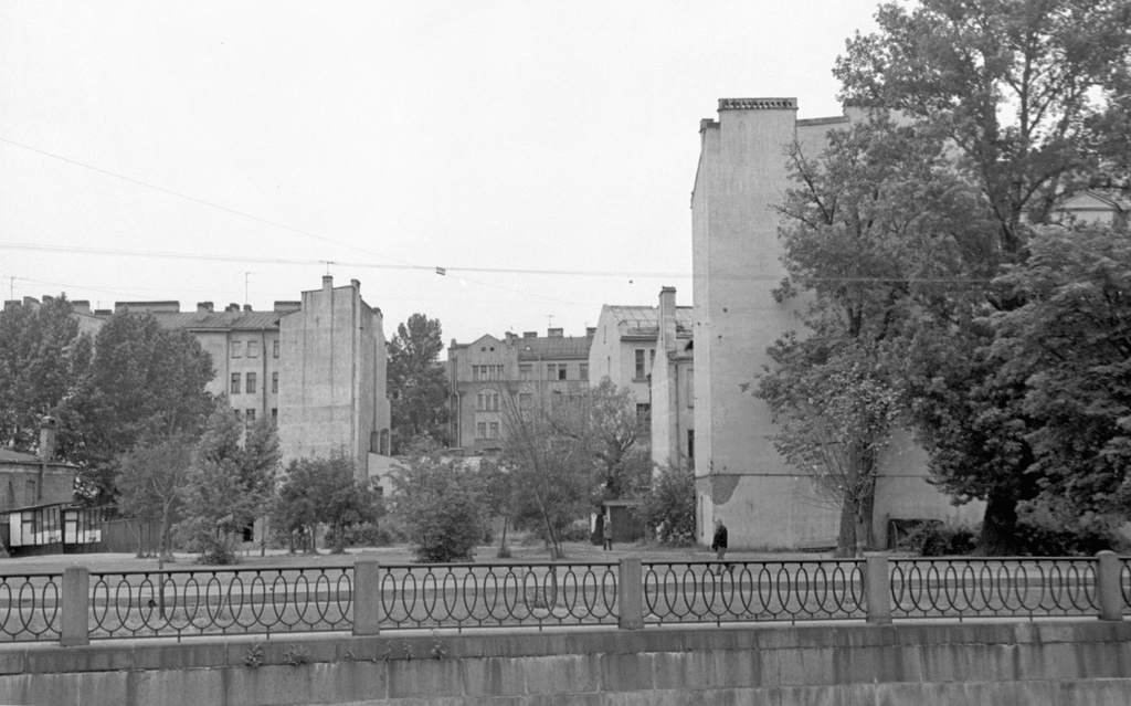 Набережная реки Карповки в Ленинграде, июль - август 1980, г. Ленинград