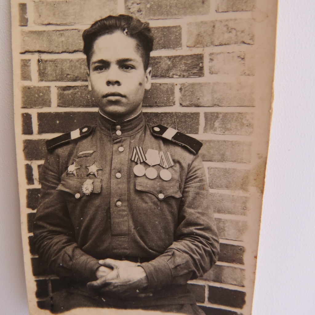 Победители. Дмитрий Иванович Богатиков, 1945 год, Германия. Фотография из архива Станислава Климова.
