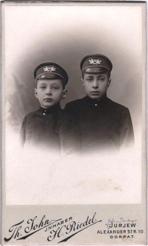Братья-гимназисты, 1 марта 1904, г. Юрьев