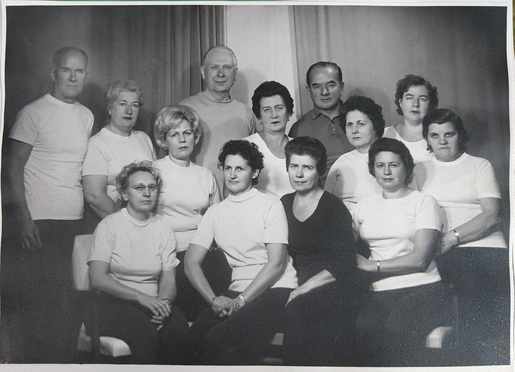 Сотрудники Госснаба СССР, 9 декабря 1968, г. Москва. В центре в черном Мина Осиповна Друлле.