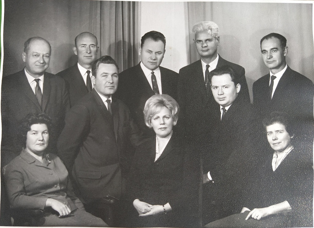 Сотрудники Госснаба СССР, 9 декабря 1968, г. Москва. В правом углу сидит Мина Осиповна Друлле.
