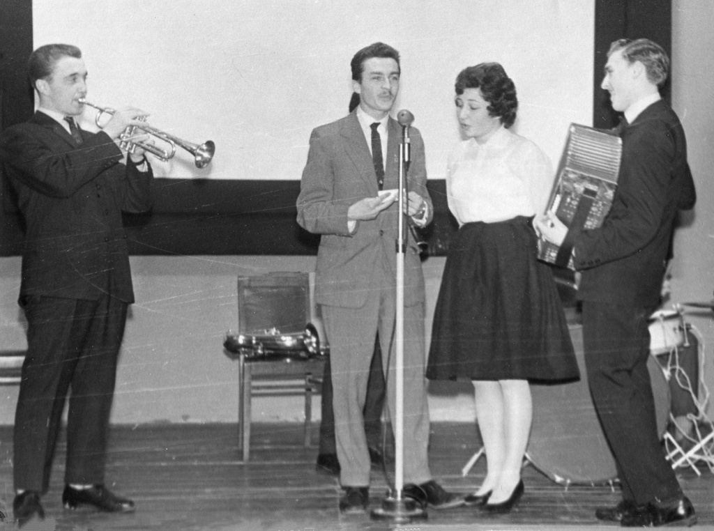 Фото "Концерт в НИИМосстрой", 1963 год, г. Москва - История России в ...