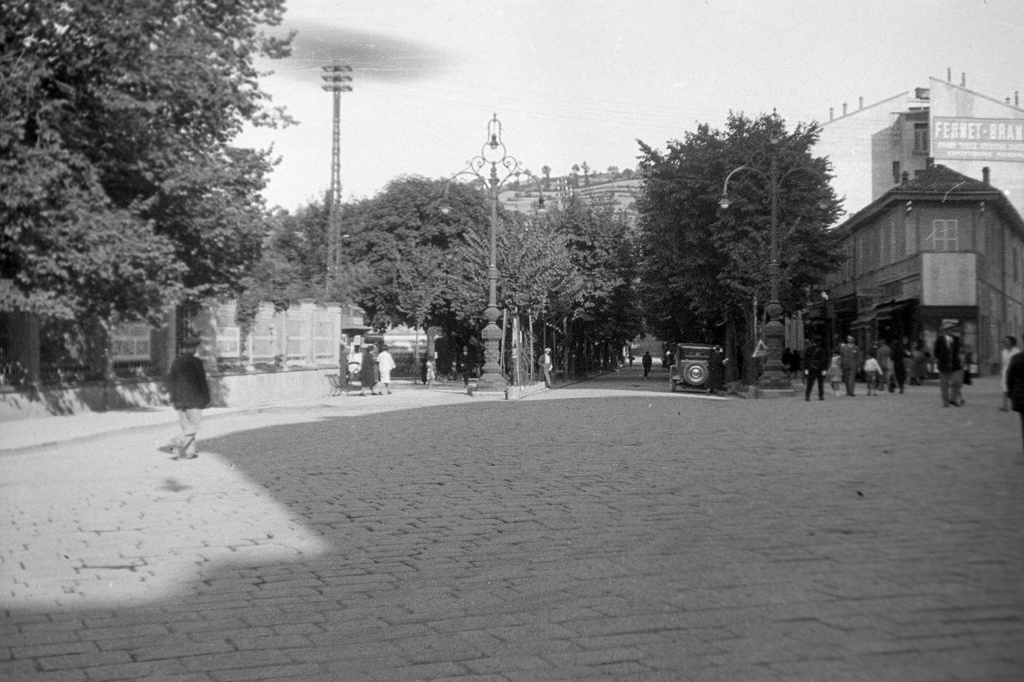 Вид на улицу Сальсомаджоре-Терме, 1925 год, Итальянская республика, г. Сальсомаджоре-Терме. Выставка «Николай Голованов» с этим снимком.&nbsp;
