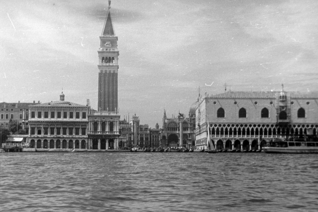 Вид на Площадь Святого Марка с воды, 1947 год, Итальянская республика, г. Венеция. Выставка «Николай Голованов» с этим снимком.&nbsp;