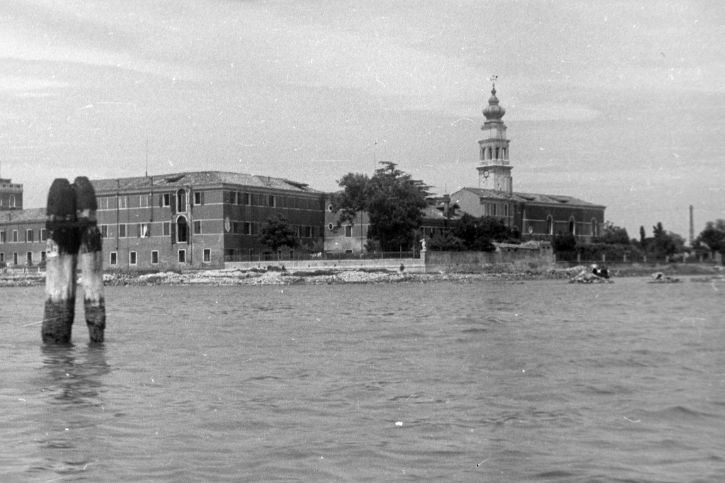 Вид на остров Сан-Джорджо-Маджоре, 1947 год, Итальянская республика, г. Венеция, о. Сан-Джорджо-Маджоре. Выставка «Николай Голованов» с этим снимком.&nbsp;