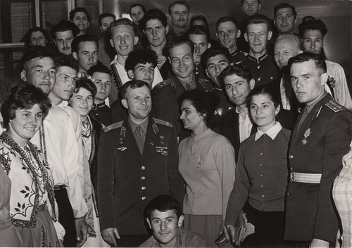 Юрий Гагарин на встрече с военными и комсомольцами, 1961 год, г. Москва