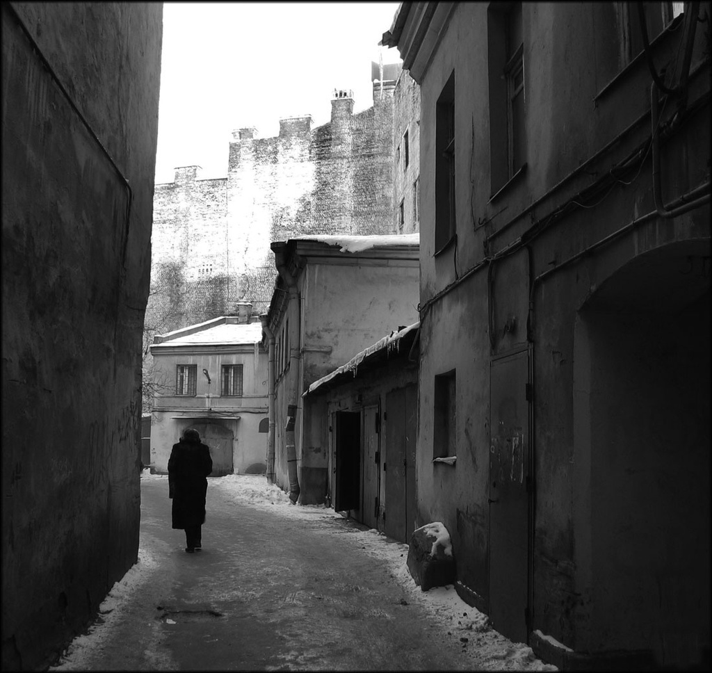 Фото "Человек в проходном дворе", 1985 год, г. Ленинград - История ...