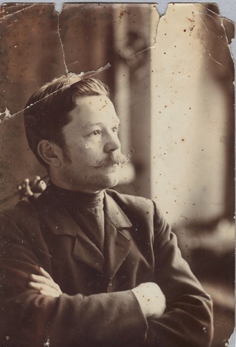 Автопортрет фотографа Павла Афанасьевича Пименова, 1900 год, г. Петушки