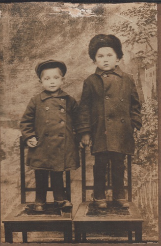Дети фотографа Павла Афанасьевича Пименова, 1905 год, г. Петушки