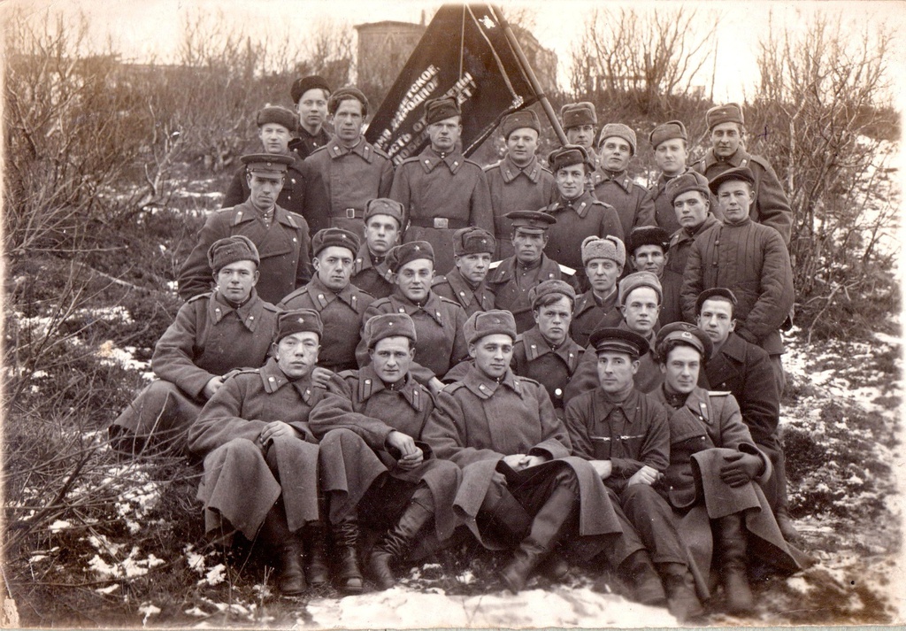 Структура конвенции о правах и свободах человека. Поляки на параде победы. 4 ноября 1950. Конвенция о правах человека. Ленинград в 1950-1960 году.