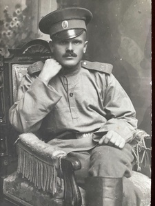 Михаил Алексеевич Базов, 1910 - 1912, Вологодская губ., г. Усть-Сысольск. Михаил Базов (26.12.1881 года – 1942 год).&nbsp;Фотография из архива Галины Сивохиной.