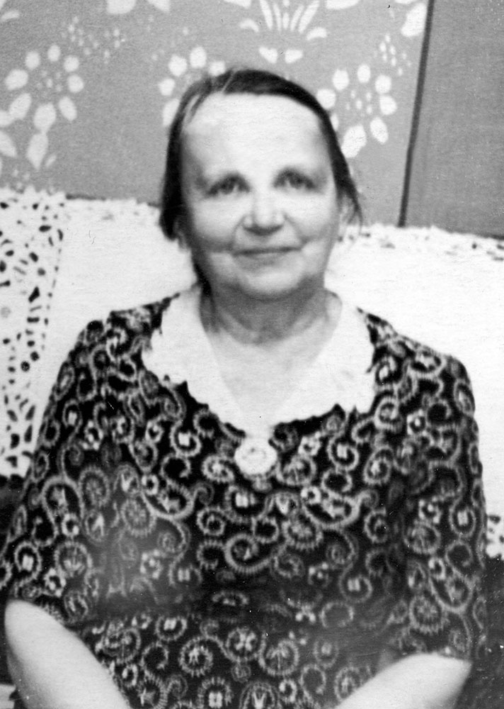 Евдокия Ивановна Бабулина (Ежова), 31 декабря 1935 - 31 декабря 1940. Родилась в 1891 году. Брат – Николай Иванович Ежов (1895–1940).