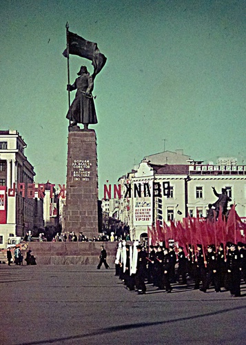 Курсанты ДВВИМУ на репетиции ноябрьской демонстрации, 1 августа 1978 - 1 августа 1982, Приморский край, г. Владивосток