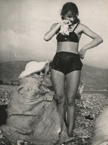 Девушки и море, август 1959, псгт. Гантиади