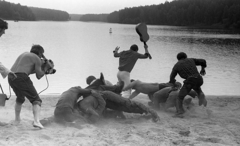 Фото "На съемках фильма «Семья Ивановых»", 1974 год - История России в ...
