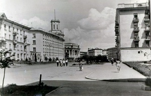 Улица 50 лет Октября, 1965 - 1970, Кемеровская обл., г. Кемерово. Выставка «Кузбасс» с этой фотографией.