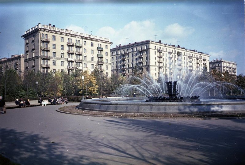 Новопесчаная улица. Фонтан на 2-й Песчаной улице, 1957 - 1963, г. Москва