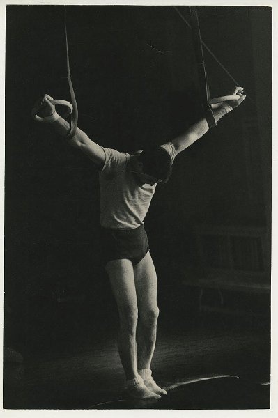 Без названия, 1965 - 1974. Выставка «Спортсмены. Сила духа и тела» с этой фотографией.
