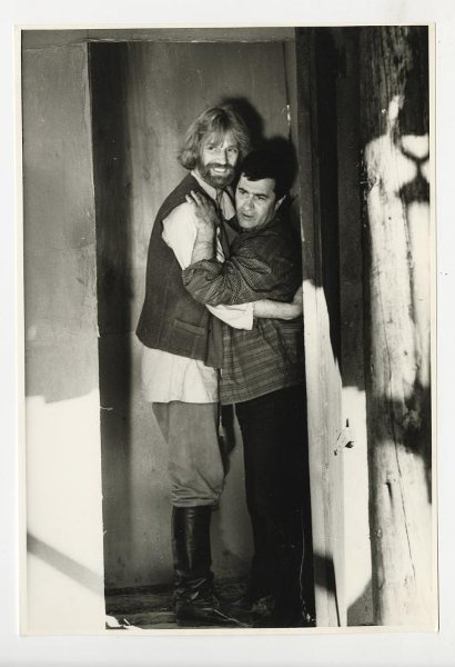 Александр Абдулов и Роман Балаян на съемках фильма «Леди Макбет Мценского уезда», 1989 год. Выставка «Избранное из избранного» с этой фотографией.