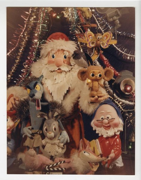 Новогодний натюрморт, 1970-е. Видео «Самуил Маршак. "Круглый год"» и «Нижний – карман России» с этой фотографией.