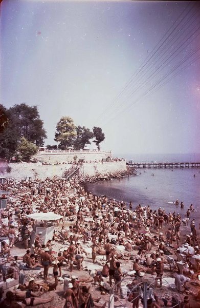 Пляж «Аркадия», 1962 - 1964, Украинская ССР, г. Одесса. Выставка «Лето 1960-х» с этой фотографией.