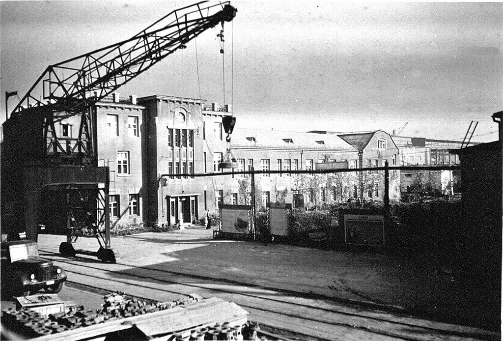 Вагонзавод, 1950 - 1960, Калининградская обл., г. Калининград. Выставка «Калининград» с этой фотографией.