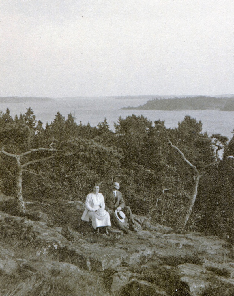 Северная романтика, июнь - август 1912, Великое княжество Финляндское. Моя бабушка в Финляндии.&nbsp;Выставка «Путешествие по Финляндии в 1912 году» с этой фотографией.