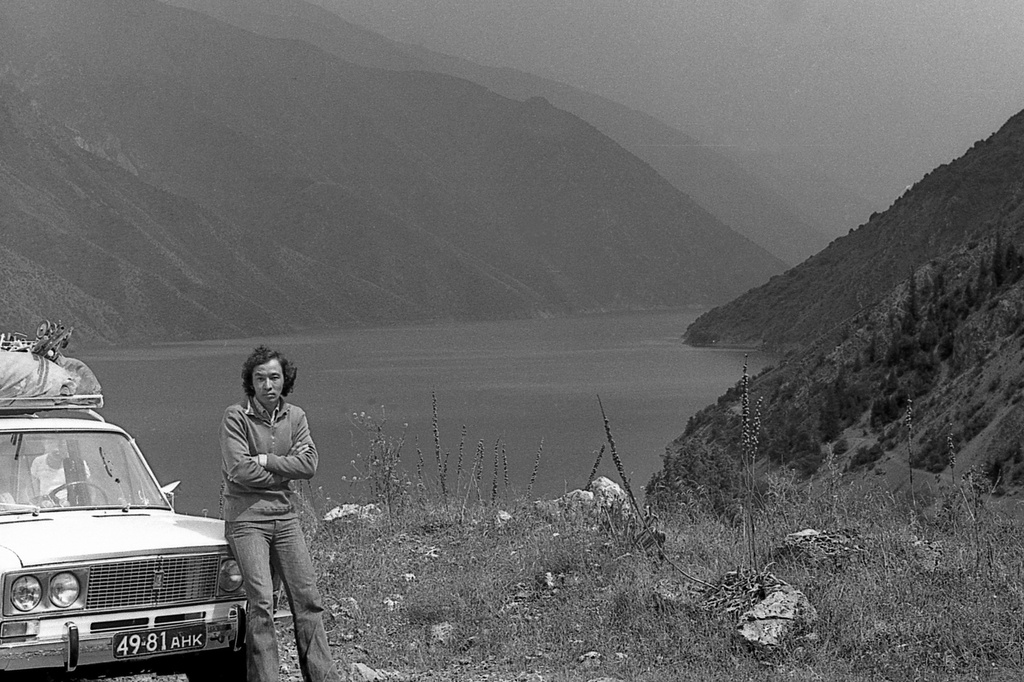 Озеро Кара-Суу в Кыргызстане, 25 июля 1981, Кыргызстан, Токтогульский р-н, озеро Кара-Суу. Фотография из архива Энвера Ильясовича Муратова.