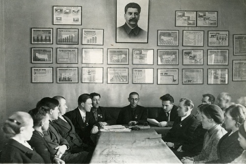 Заседание актива, 1939 год, Костромская обл., совхоз Караваево